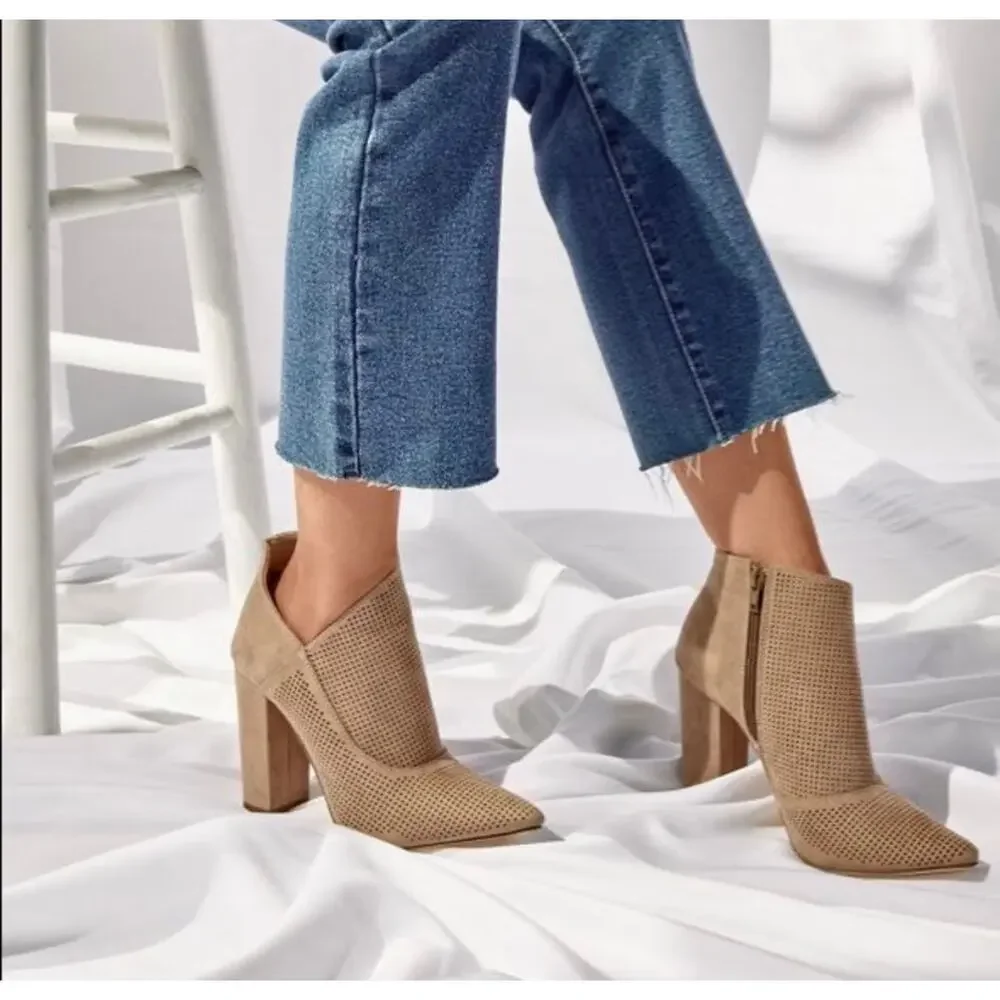 JustFab Chic Peek Perforated Ankle Boots Size 11 Taupe Tan Open Side Pointed Toe - Picture 2 of 10